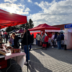 FARMÁŘSKÉ TRHY LESNÁ